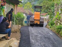 Pengaspalan Jalan di Desa Pasirhuni Hampir Rampung, Warga Apresiasi Kinerja Pemerintah Desa dan Pelaksana Proyek