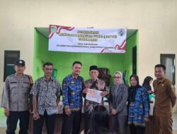 Pemdes Sarimanggu Salurkan BLT DD 2025 kepada 49 KPM, Kades Tegaskan Larangan Pungli dan Pemotongan Bantuan