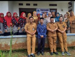 Ketua TP PKK Kabupaten Tasikmalaya, Kunjungi Pos Yandu Kampung Pasung Desa Pamoyanan.