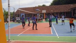 SEMANGAT SPORTIVITAS DAN KEBERSAMAAN TERPANCAR DARI SELURUH PESERTA TURNAMEN BOLA VOLI ANTAR SD/MI SE-KECAMATAN CIMARAGAS DAN SEKITARNYA.”