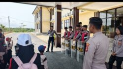 Ratusan Anak-Anak bersama Orang Tua Belajar Bersama Polisi di Markas Polres Pangandaran