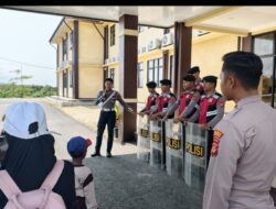 Ratusan Anak-Anak bersama Orang Tua Belajar Bersama Polisi di Markas Polres Pangandaran